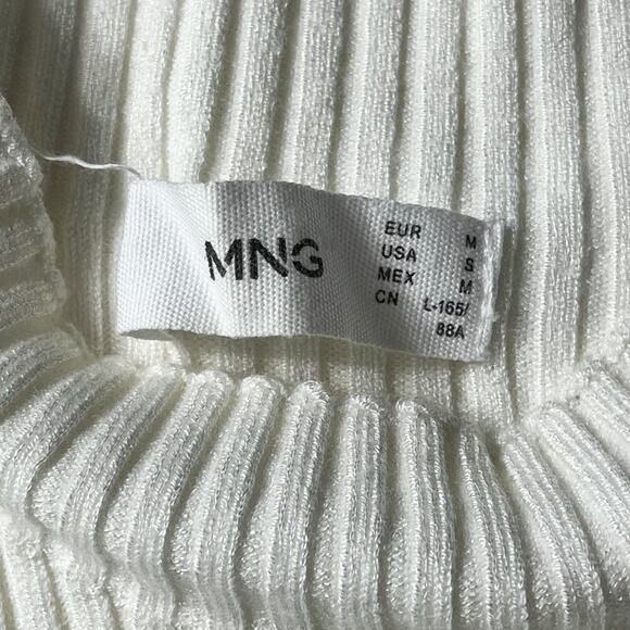Mango Women’s Ribbed Knit Pullover Sweater Sz M White Black Strip at 3/4 Sleeves - Picture 2 of 12